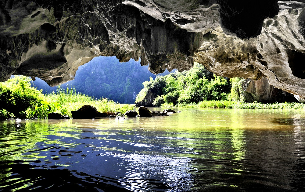 The beauty of boating through caves