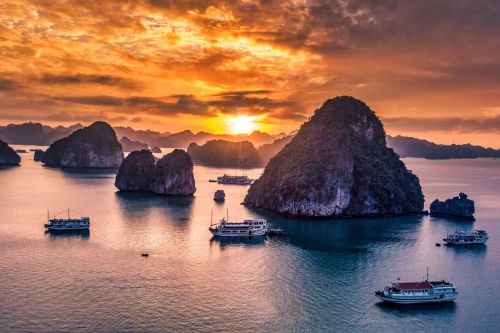 Exploring the best time to visit Ha Long Bay 