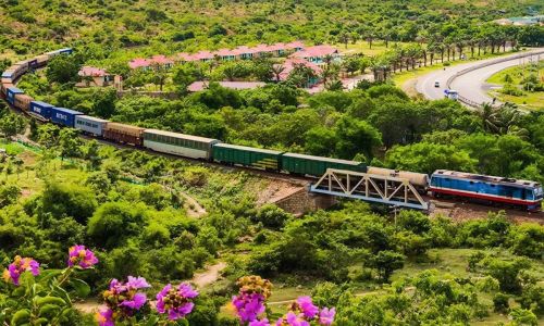 Train from Hanoi to Ninh Binh: Complete guide for 2025