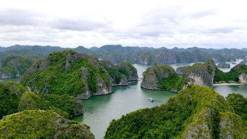 Discover Vietnam 18 Days