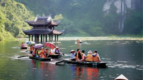 Is It Safe to Travel to Vietnam? A Practical Guide to Scams, Solo Travel & Emergency Tips