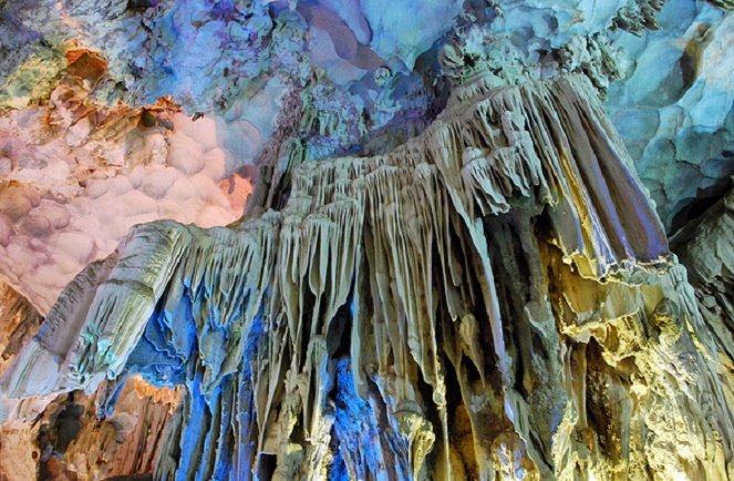 Dau Go Cave