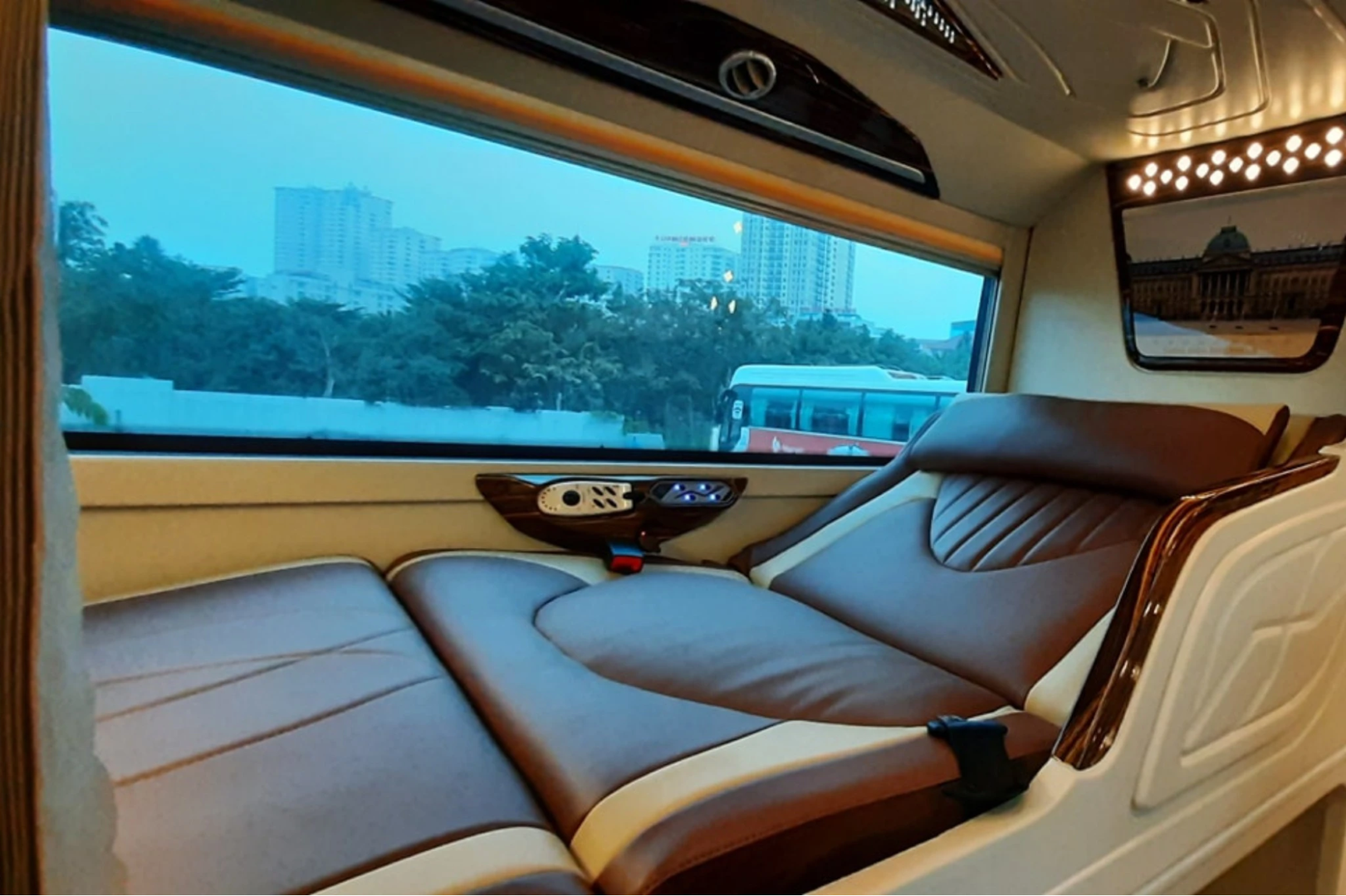 sleeper-bus-from-hanoi-to-ha-giang