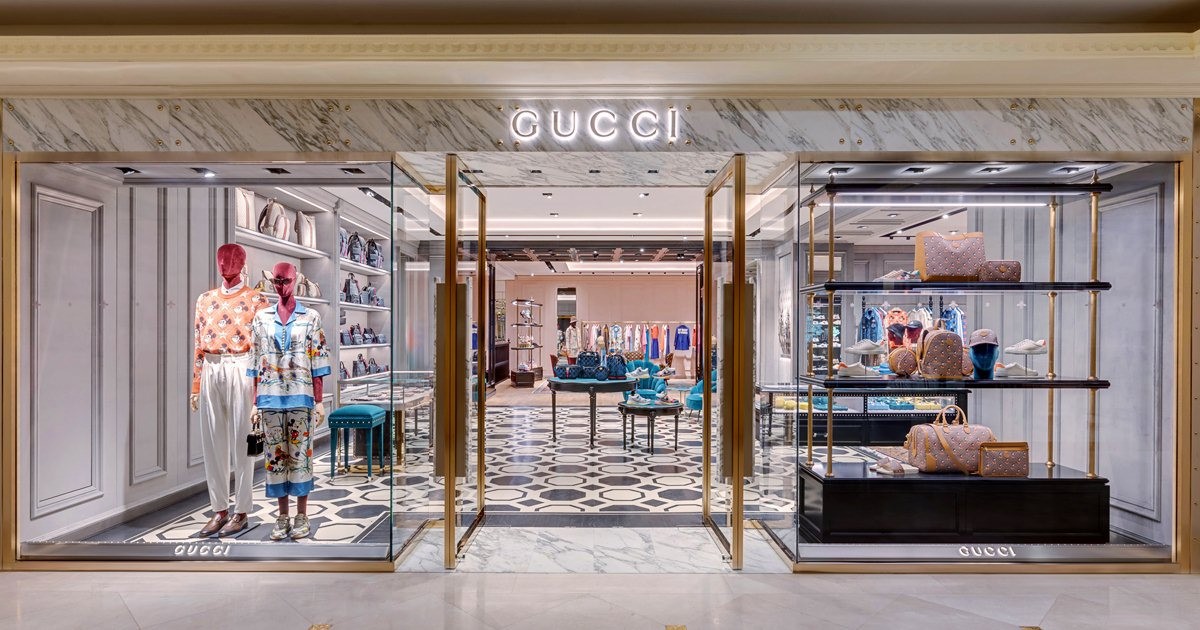 Gucci shop at Trang Tien Plaza Ha Noi (source: Tap Chi Dep)