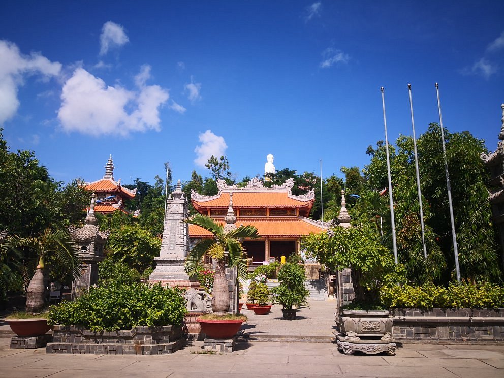 long-son-pagoda-tripadvisor