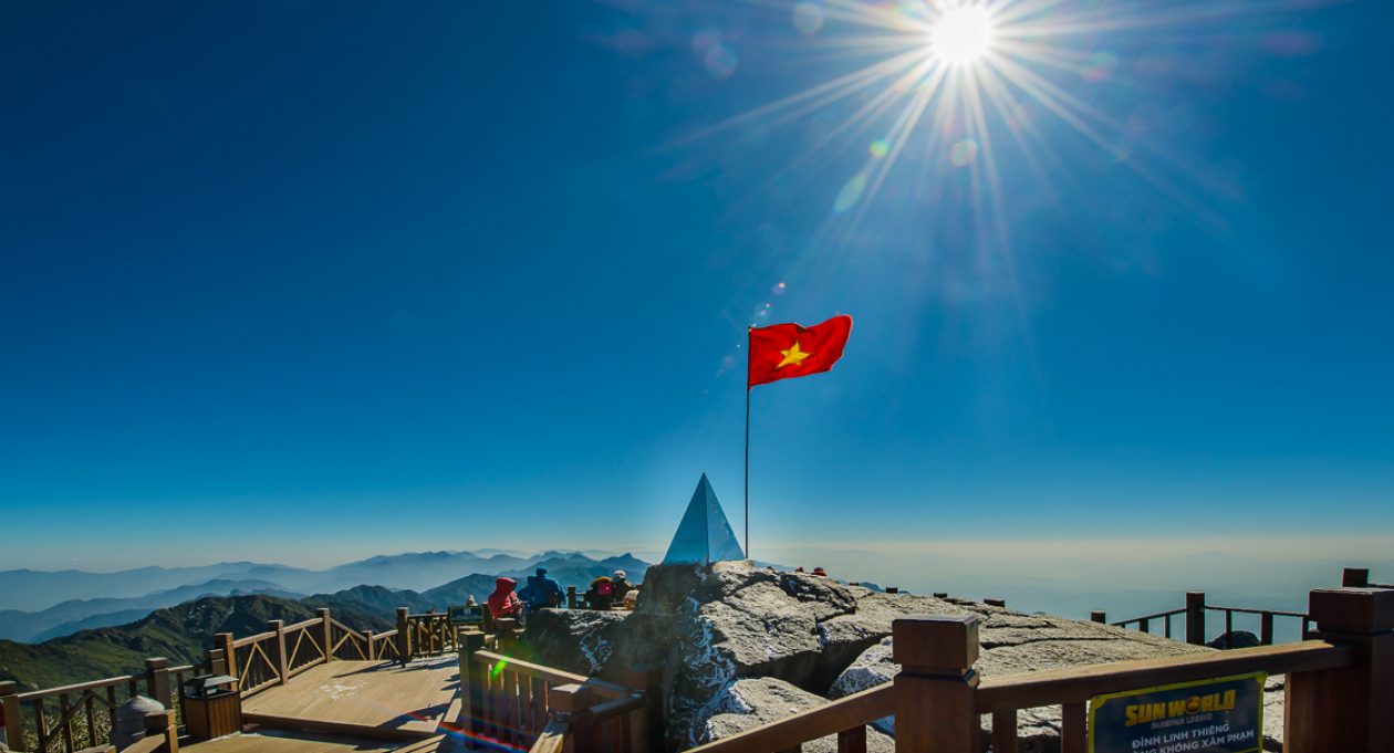 Conquer Fansipan Peak (Silk path)