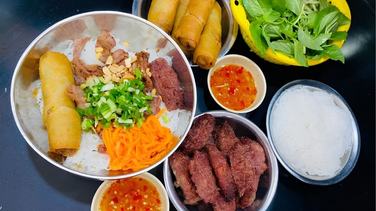 food-tour-ho-chi-minh-city-4