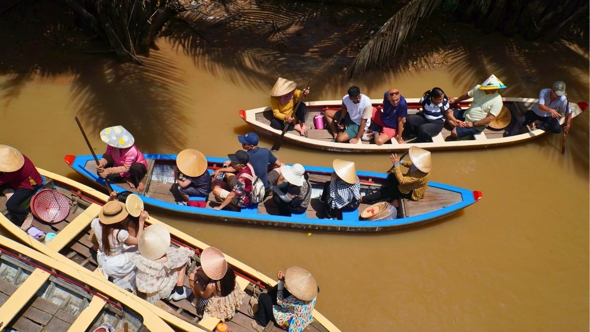 mekong-delta-day-trip-01